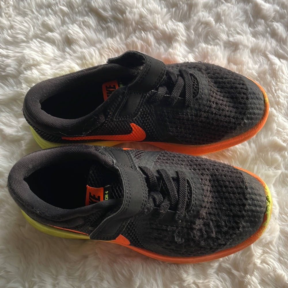 Cute sneakers - Picture 7 of 8